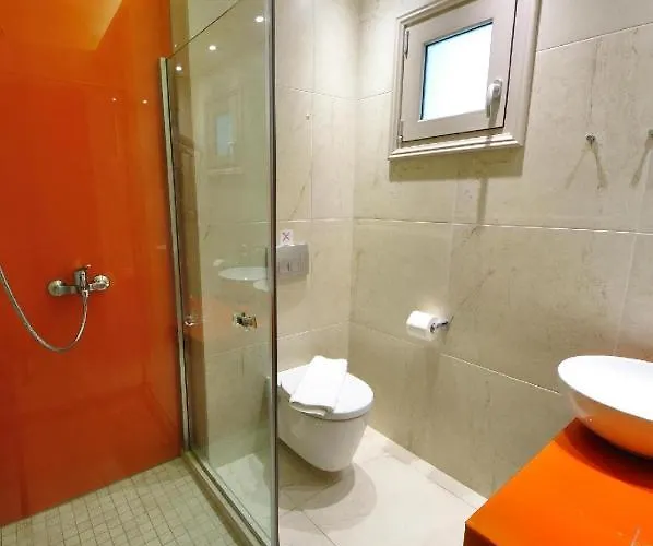 Louloudis Fresh-adults Only Apart Otel 3*