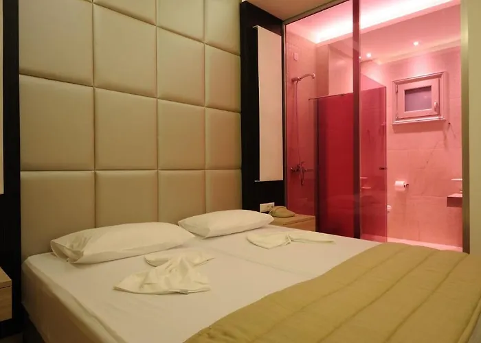 Apart Otel Louloudis Fresh-adults Only 3*