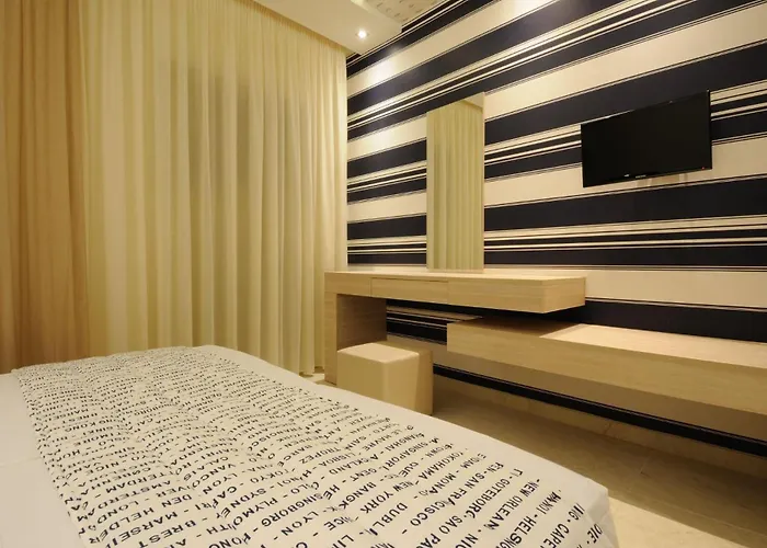 Apart Otel Louloudis Fresh-adults Only 3*